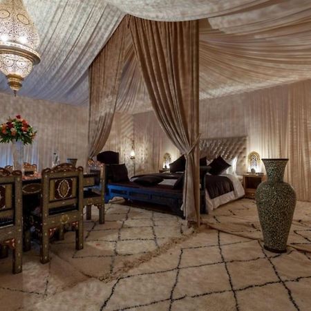 Lemnaouar Erg Camp Hotel Мерцуга Екстериор снимка