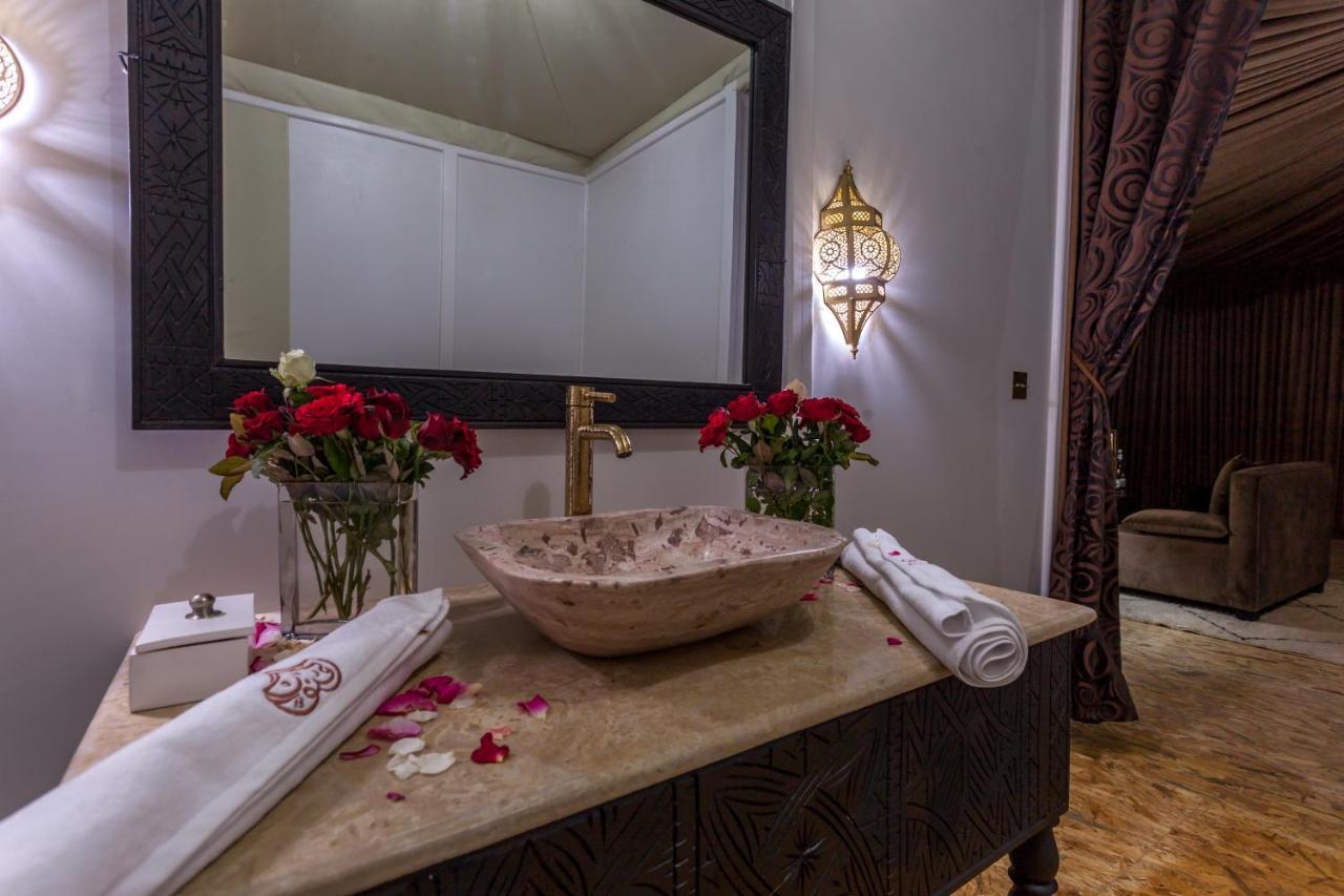 Lemnaouar Erg Camp Hotel Мерцуга Екстериор снимка