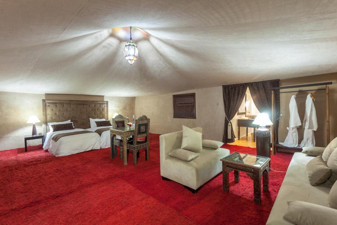 Lemnaouar Erg Camp Hotel Мерцуга Екстериор снимка