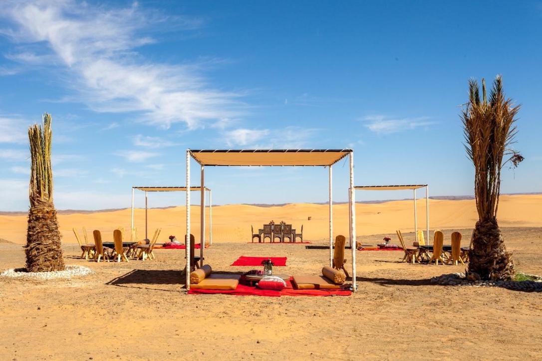 Lemnaouar Erg Camp Hotel Мерцуга Екстериор снимка